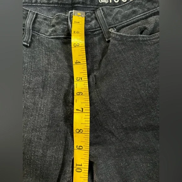 Gap Classic Black Skinny Jeans for Women - Picture 6 of 6